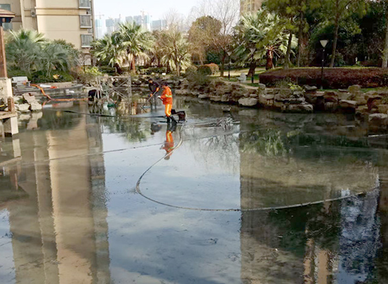 霍山景观池淤泥清理